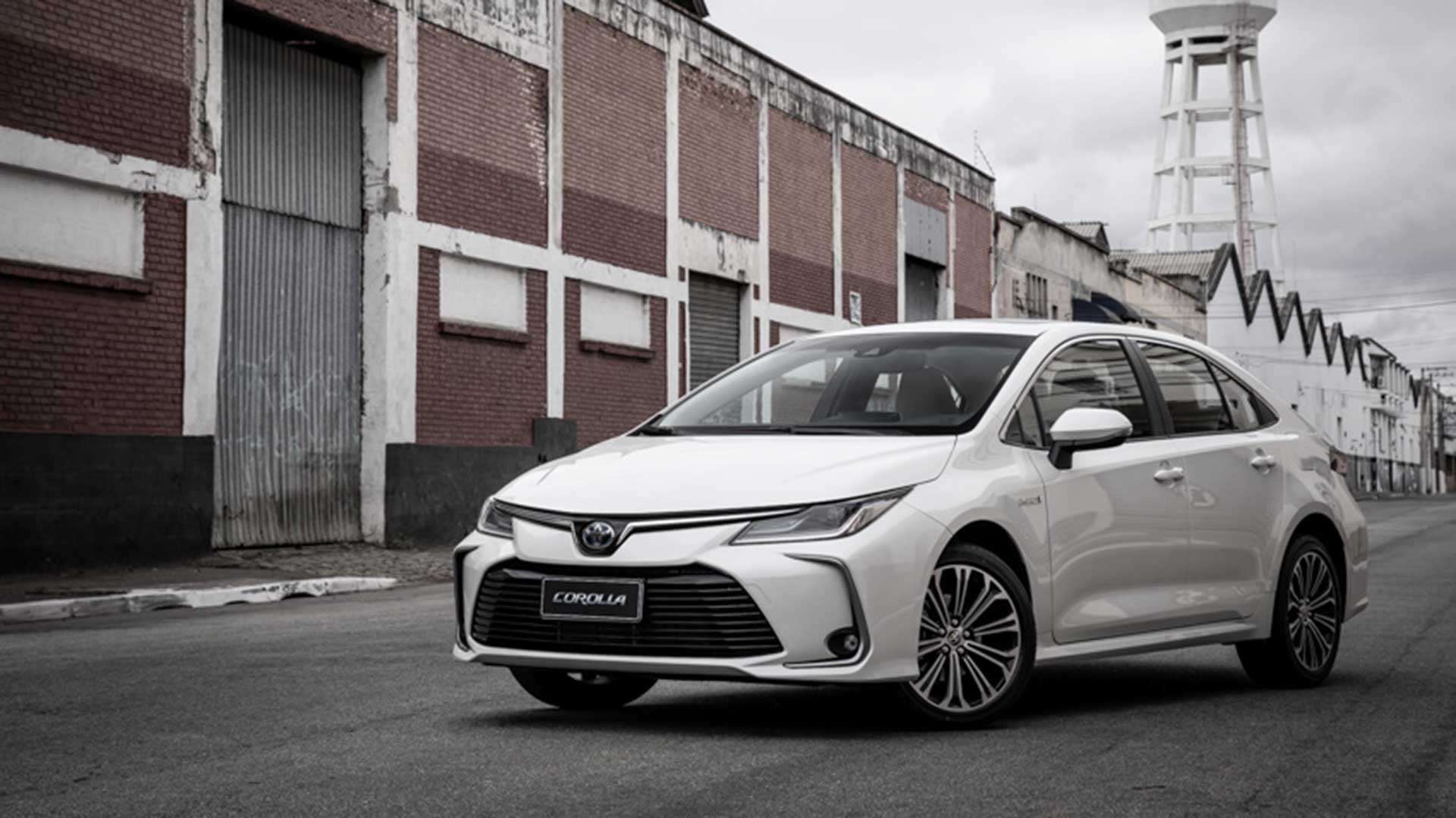 Toyota Corolla Altis  Premium Hybrid 2022  pre o fotos 