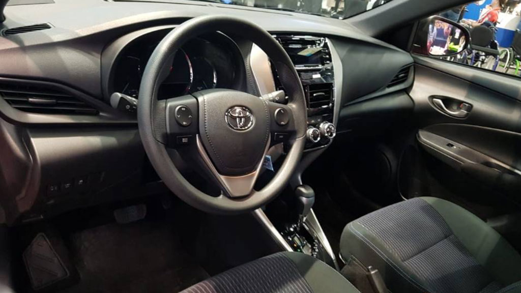 Toyota Yaris Sedan XL Live 1.5 CVT