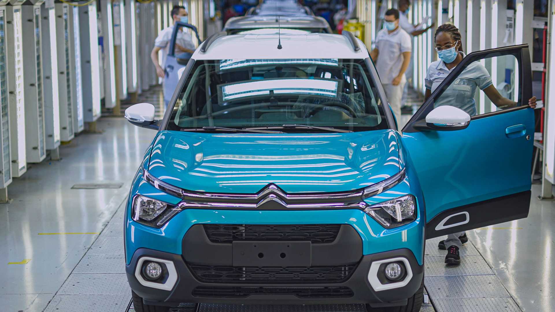 Novo Citroën C3 começa a ser produzido no Brasil