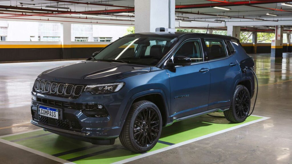 Novo Jeep Compass 4xe híbrido plug-in