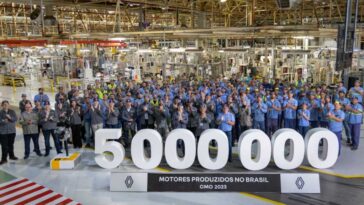 Renault celebra marca de 5 milhões de motores fabricados no Brasil
