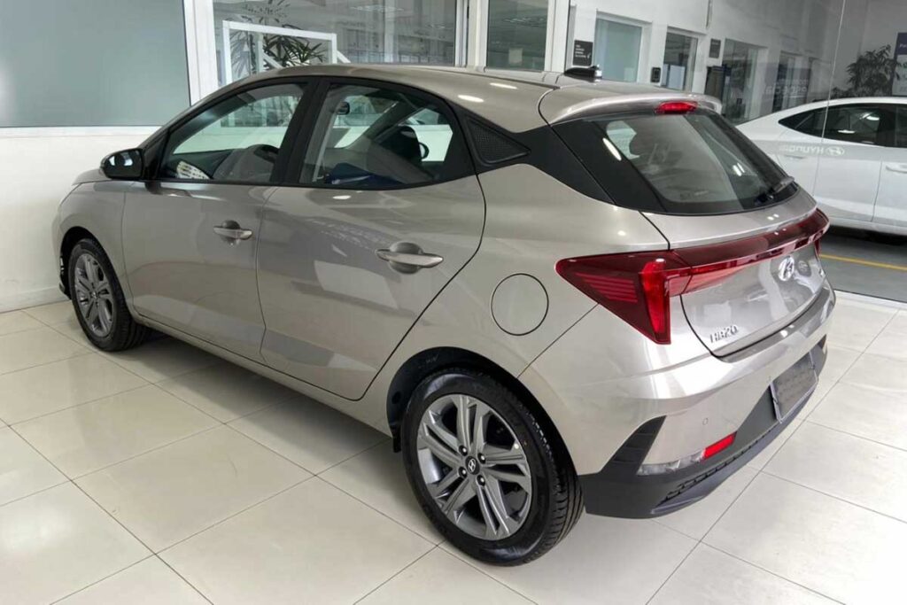 Novo Hyundai HB20 Comfort Plus 1.0 turbo automático 2025