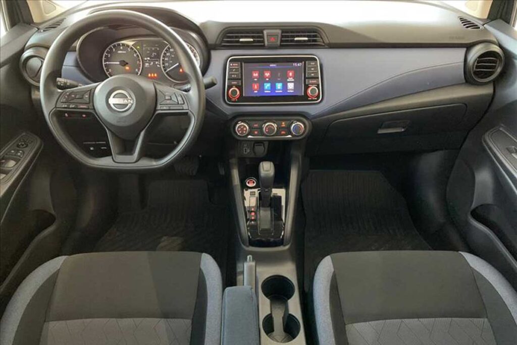 Nissan Versa Sense 2025