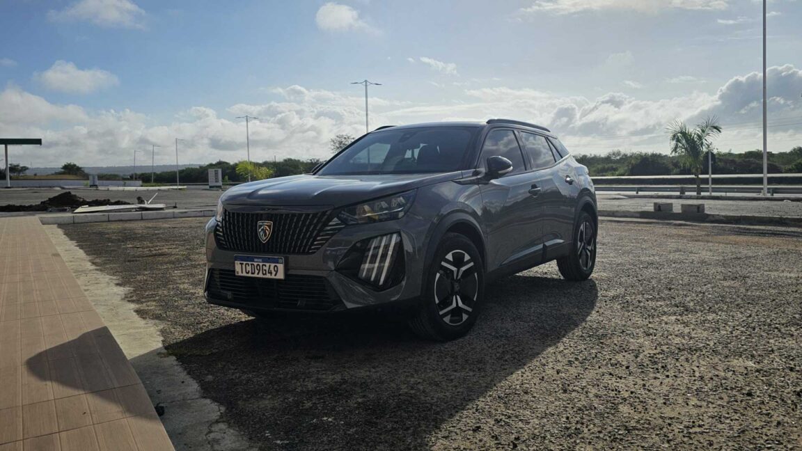 Peugeot 2008 GT 2025